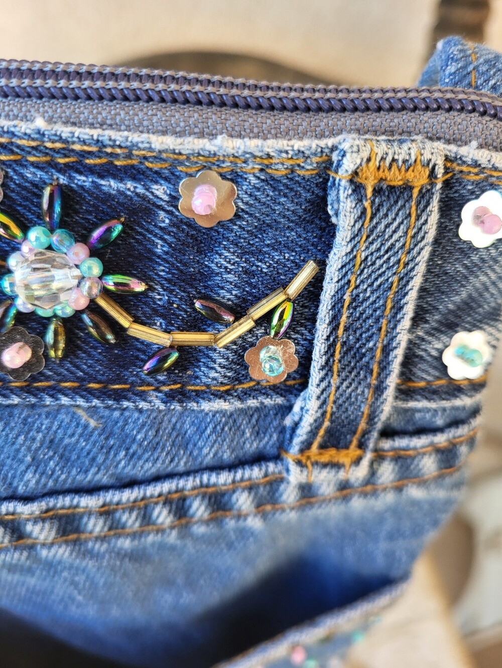 Handcrafted Red Label Levis Embellished Denim Crossbody Bag - Floral Sequins - Picture 7 of 16